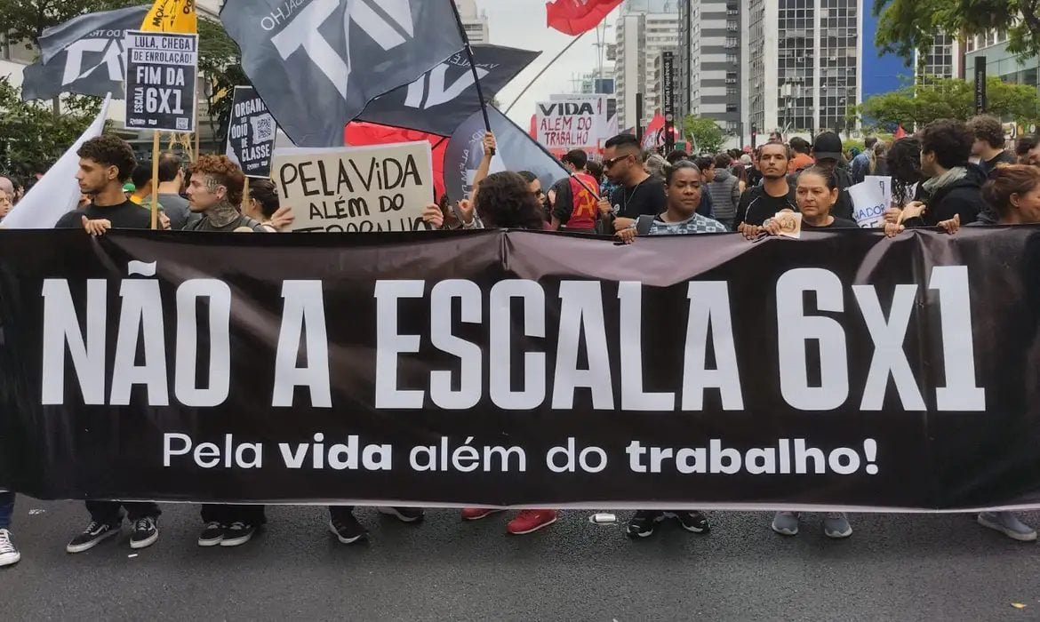 maioria-dos-moradores-do-sudeste-apoia-fim-da-escala-6×1,-revela-pesquisa