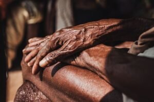 O Acre já contabiliza 116 denúncias e 644 violações de direitos humanos em 2026, segundo dados de painel do governo federal.