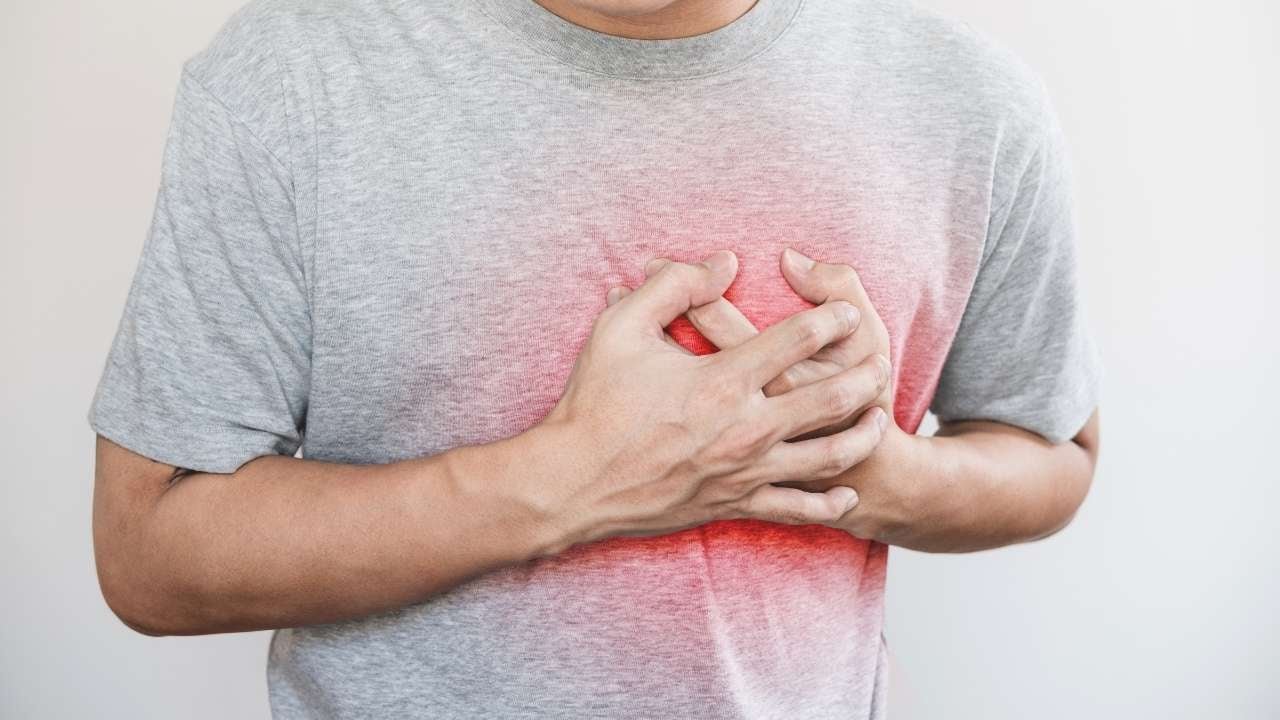 Estresse da falta de dinheiro pode fazer mais mal ao coração do que açúcar e colesterol, diz estudos