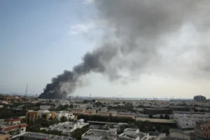 Irã afirma ter lançado ataque com mísseis contra base militar dos Estados Unidos na Arábia Saudita