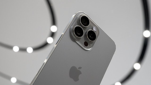 Leilão da Receita em SP traz leilão com iPhone 15, Galaxy e notebooks