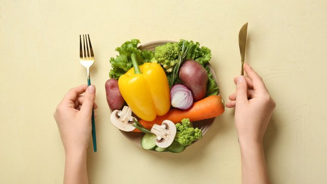 Dieta pode aumentar expectativa de vida em até 13 anos, diz estudo