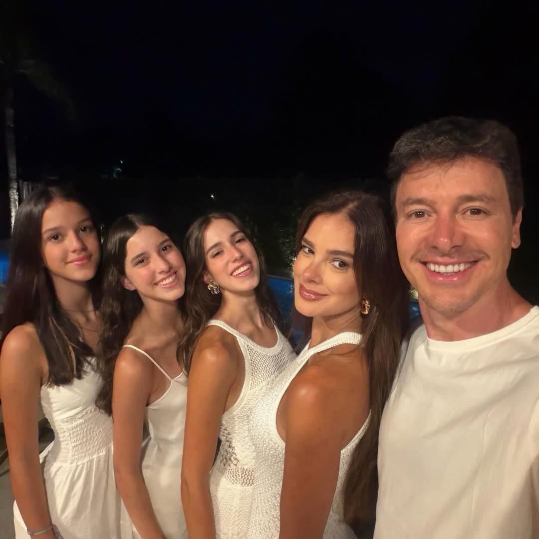 Crédito: Reprodução Instagram @veraviel Crédito: Reprodução Instagram @veraviel