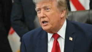 Trump deve enviar representantes a Brasília para investigar sistema eleitoral brasileiro