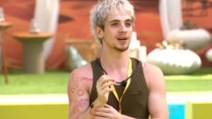Juliano Floss recebe carro do BBB 26, mas ainda não pode dirigir