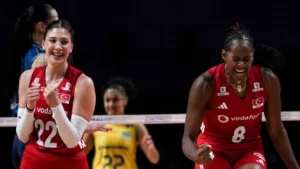 Brasil perde quinta final da Liga das Nações de Vôlei feminino e prolonga jejum