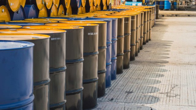 Portos brasileiros ampliam capacidade para exportar petróleo do pré-sal, que bate recordes de produção