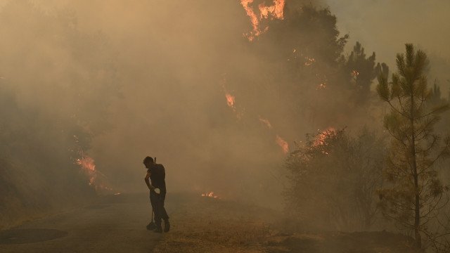 Espanha: 11 morrem e 19 estão desaparecidos em incêndio florestal