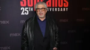 Morre Vincent Pastore, ator da série