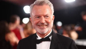 Sam Neill terá participação póstuma no live-action do game
