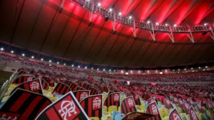 Com salários elevados, Palmeiras e Flamengo amargam déficits no 1º semestre