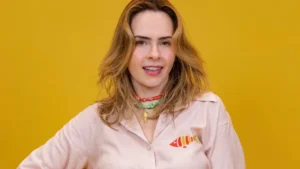 Ana Paula Renault, que venceu o BBB 26, atrai fãs eufóricos para mesa do SP2B