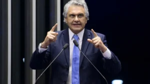 Caiado nega ter feito proposta para Zema desistir da disputa presidencial