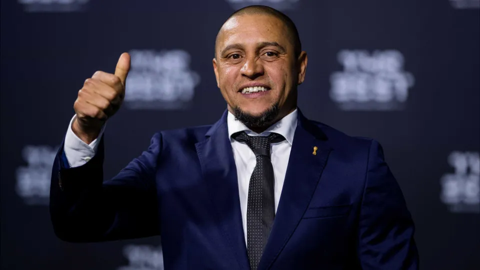 Roberto Carlos nega conversão ao islã