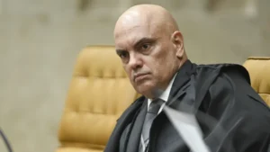 Moraes pede mais uma quebra de sigilo do caso Master antes de sessão prevista para terça-feira