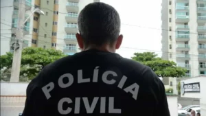 Polícia faz ofensiva contra rede de chantagem que induz jovens ao suicídio em 4 estados e DF