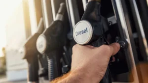Petrobras aumenta diesel, mas subsítio mantém valor final; entenda