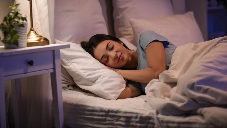 O hábito simples após o jantar que pode ajudar você a dormir melhor