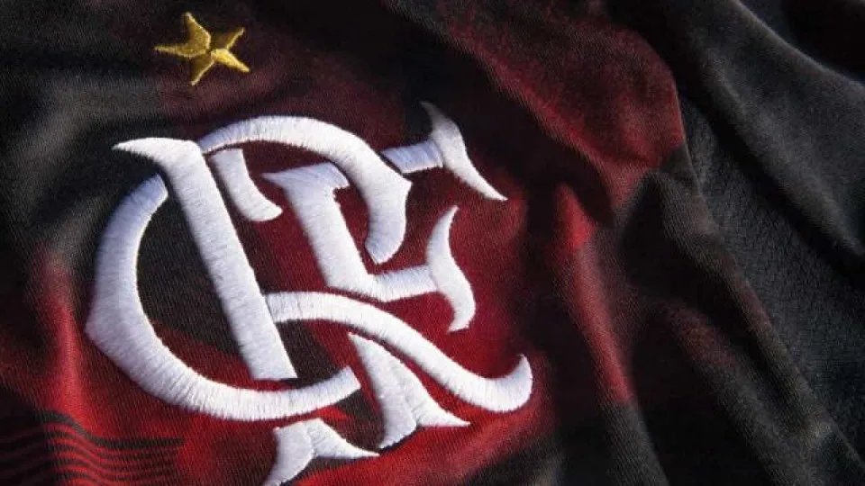 Flamengo anuncia a contratação do atacante Anthony Valencia