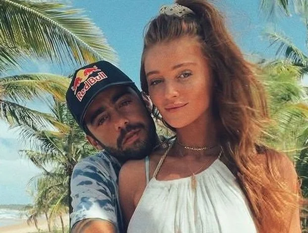 Cíntia Dicker e Pedro Scooby se pronunciam sobre suposto processo de pensão alimentícia