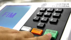 Eleições: propaganda eleitoral nas ruas termina às 22h deste sábado
