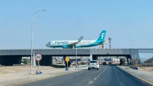 Houthis matam 12 em aeroporto na Arábia Saudita