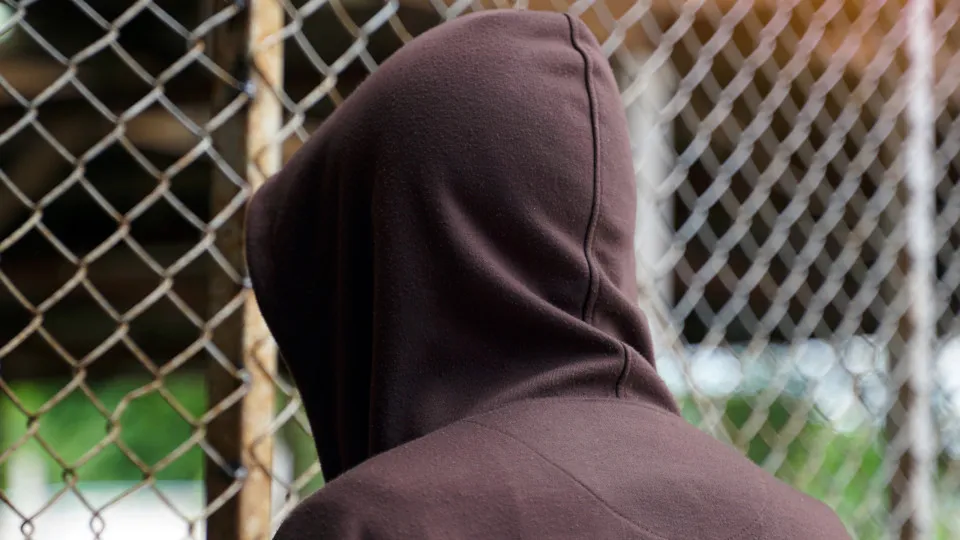 Justiça interna adolescente de 13 anos que baleou colega de 14 na cabeça com arma do pai em SC