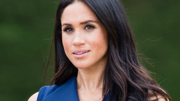 Meghan Markle estaria "devastada" com a situação. (Foto: Getty)
