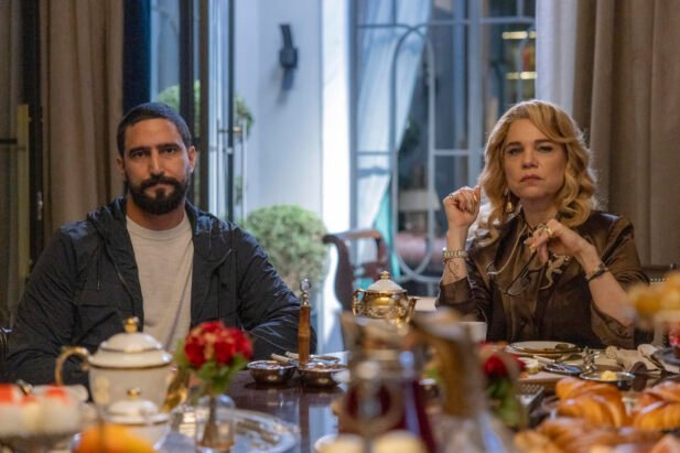 Pilar (Isabel Teixeira) e Heitor (Renato Góes) terão embate em "Quem Ama Cuida" (Foto: Globo/Beatriz Damy)