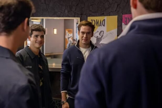Mau Mau (João Victor Gonçalves) e Felipe (Pietro Antonelli) em "Quem Ama Cuida"