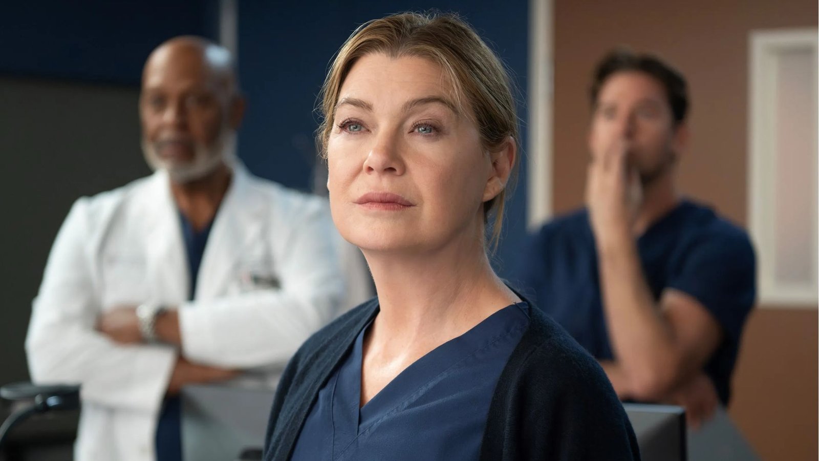 Grey’s Anatomy: Estreia da 23ª temporada surpreende com gravidez e possível saída de personagem; saiba quem. (Foto: Reprodução/ ABC)
